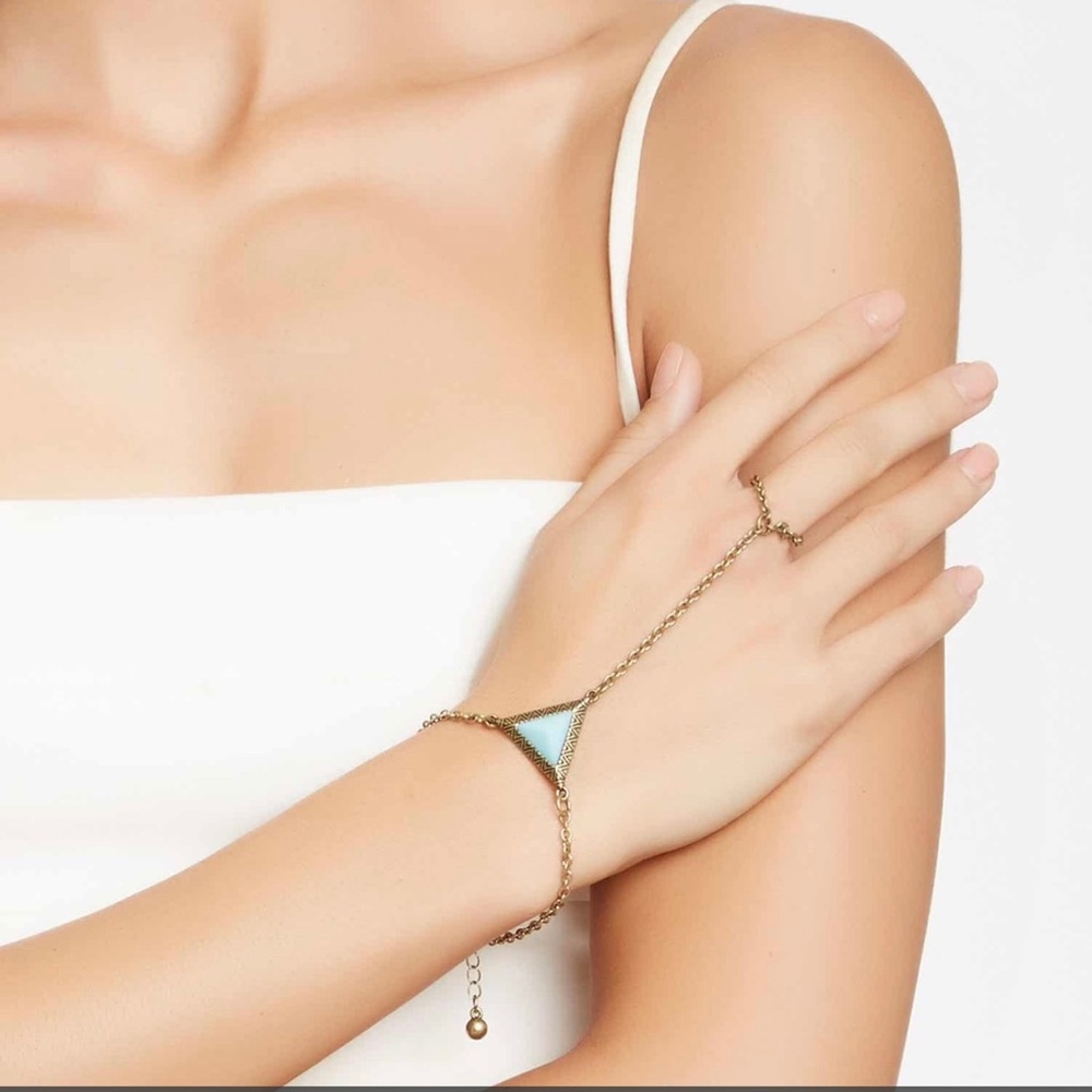 Hand bracelet